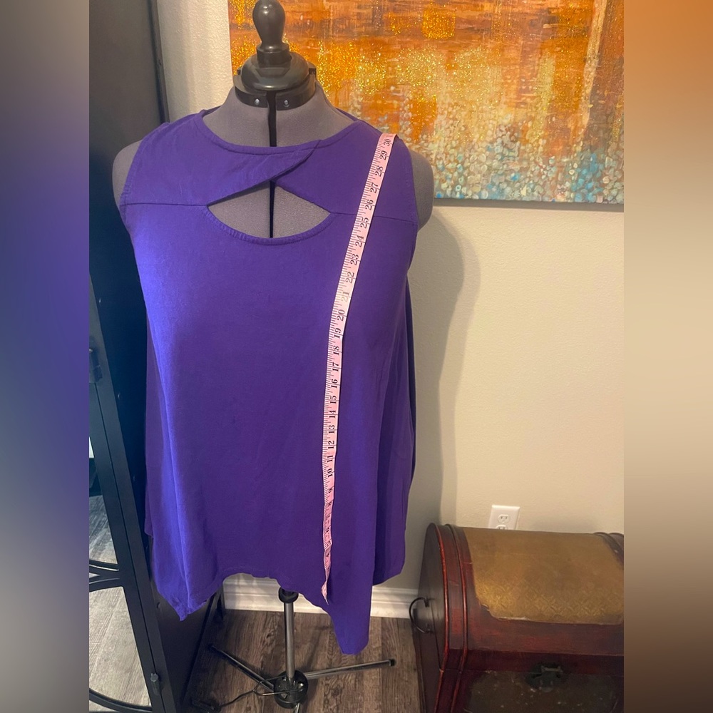 Romans plus size handkerchief, purple tank top, size 1X.